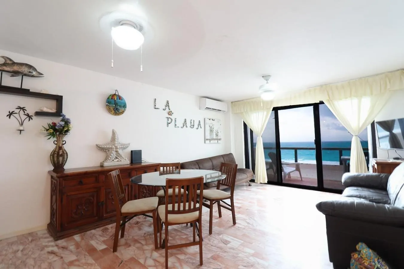 Penthouse, Stunning Views, 2 Bedrooms Κανκούν
