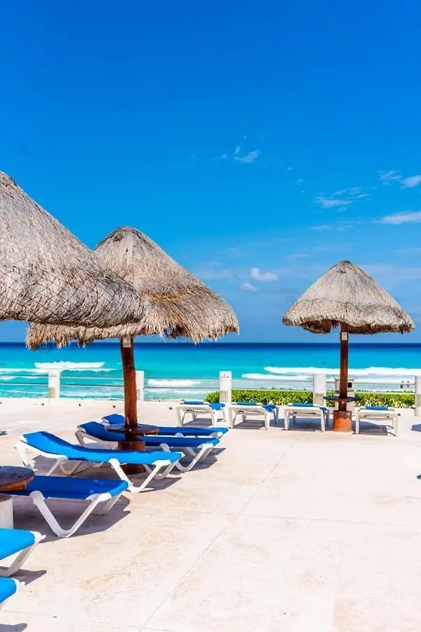 Apartment Penthouse, Stunning Views, 2 Bedrooms Cancun Mexico