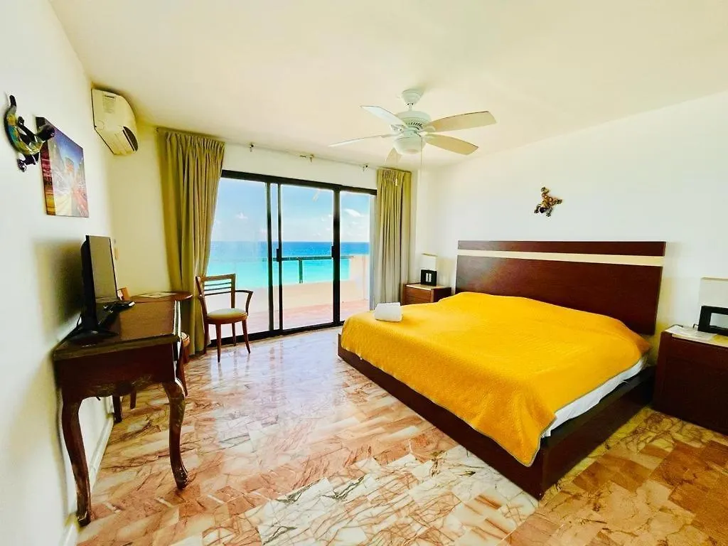 Penthouse, Stunning Views, 2 Bedrooms Cancun 0*,  Mexico